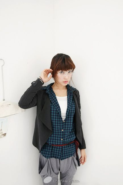 D389905_l.jpg