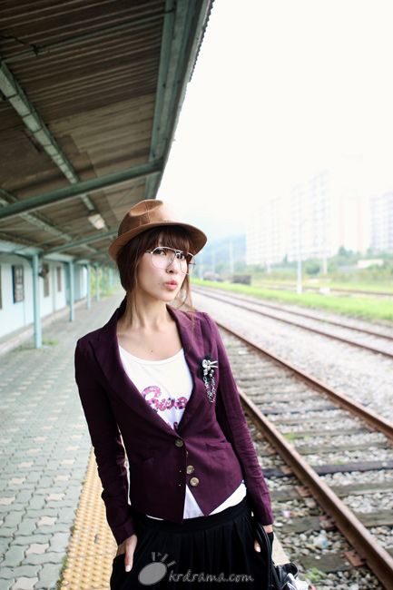 D387694_l.jpg