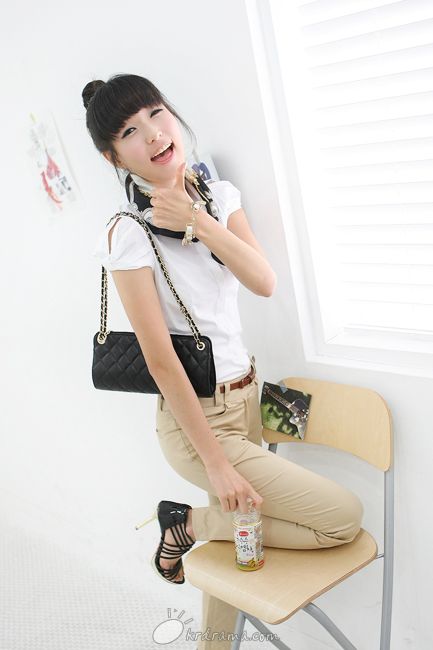 D383364_l.jpg