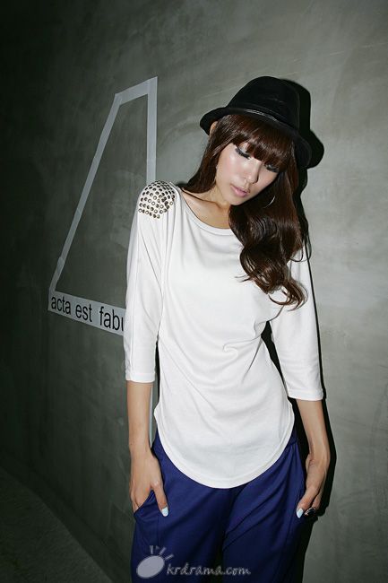 D391681_l.jpg
