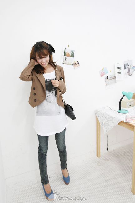 D392928_l.jpg