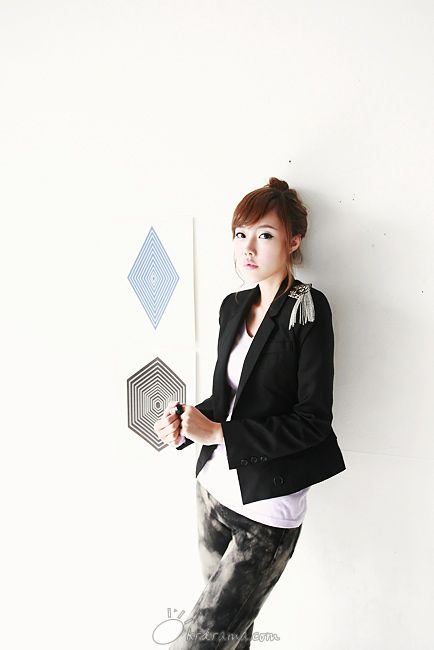 D393046_l.jpg