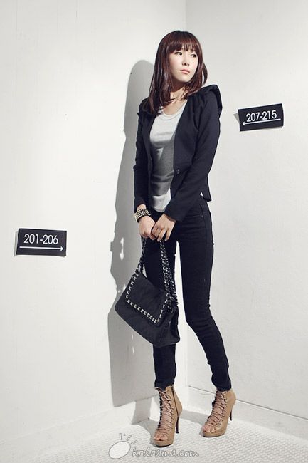 D394193_l.jpg