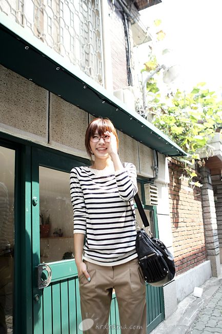 D395876_l.jpg