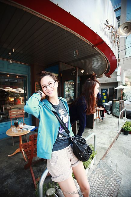 D395907_l.jpg