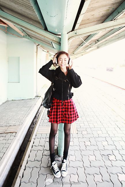 D405160_l.jpg