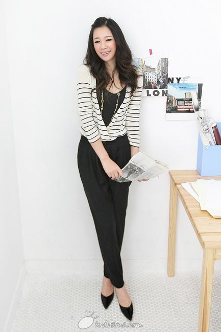 D403619_l.jpg