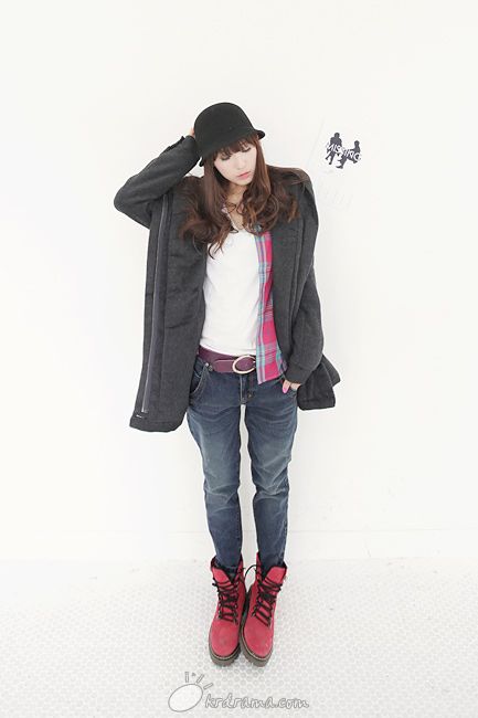 D418839_l.jpg