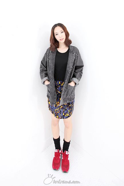 D423978_l.jpg