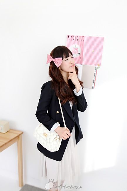 D428879_l.jpg