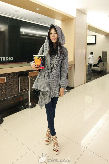 D433868_l.jpg