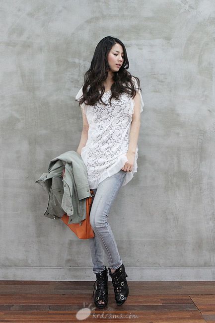 D435677_l.jpg